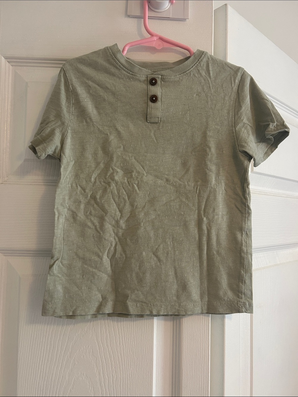 H&M Boys Henley shirt Olive Green size  5T/6 100% cotton